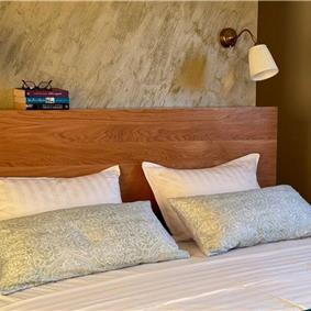 2 bedroom villa with heated pool & tennis court near Zadar, sleeps 4